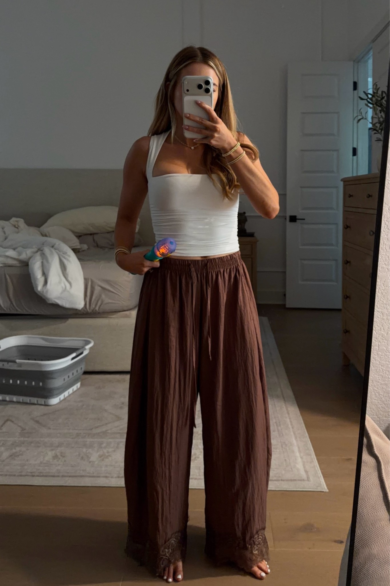 top: xs // pants: small