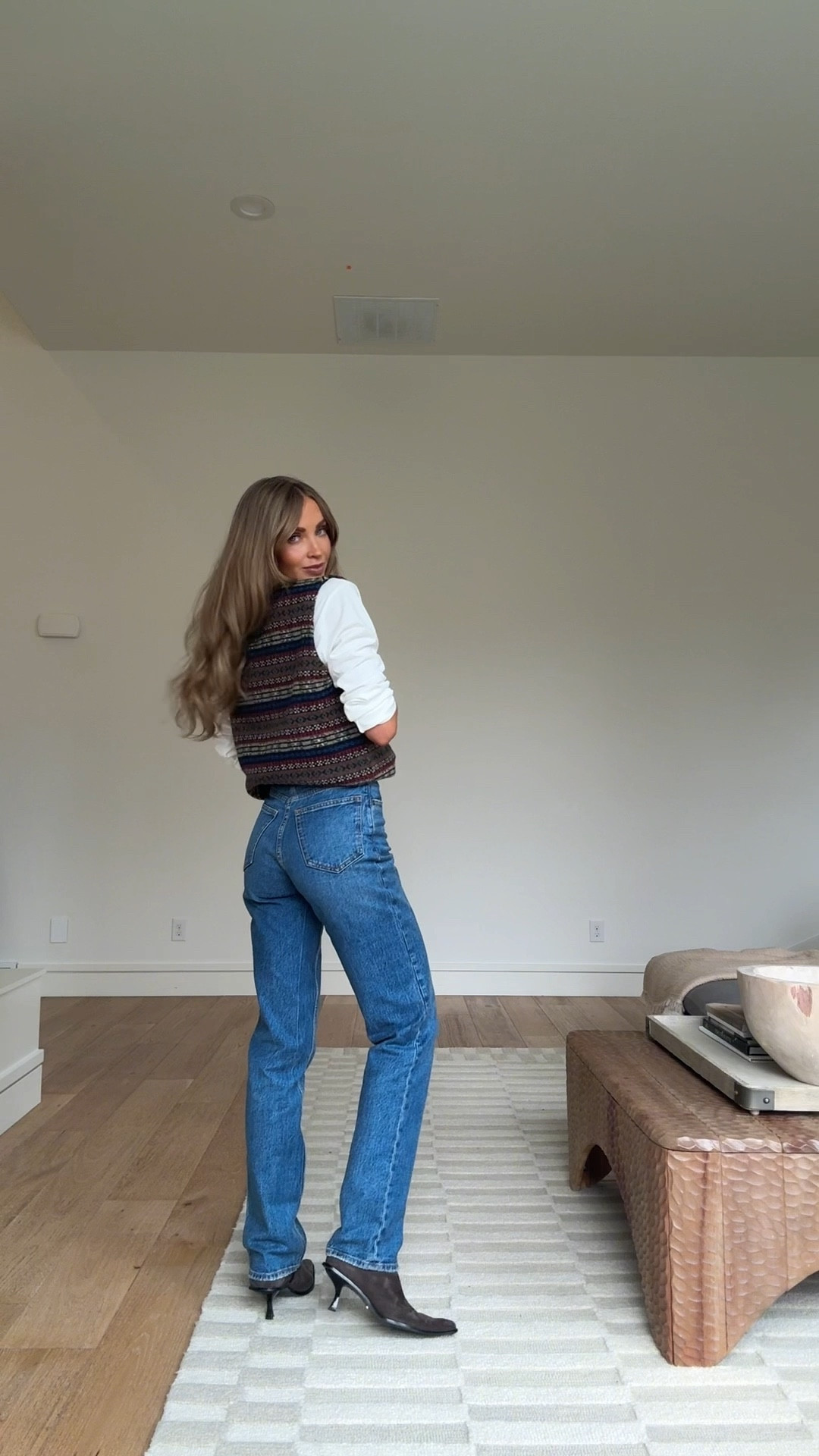 Linked a bunch of other similar vests here 