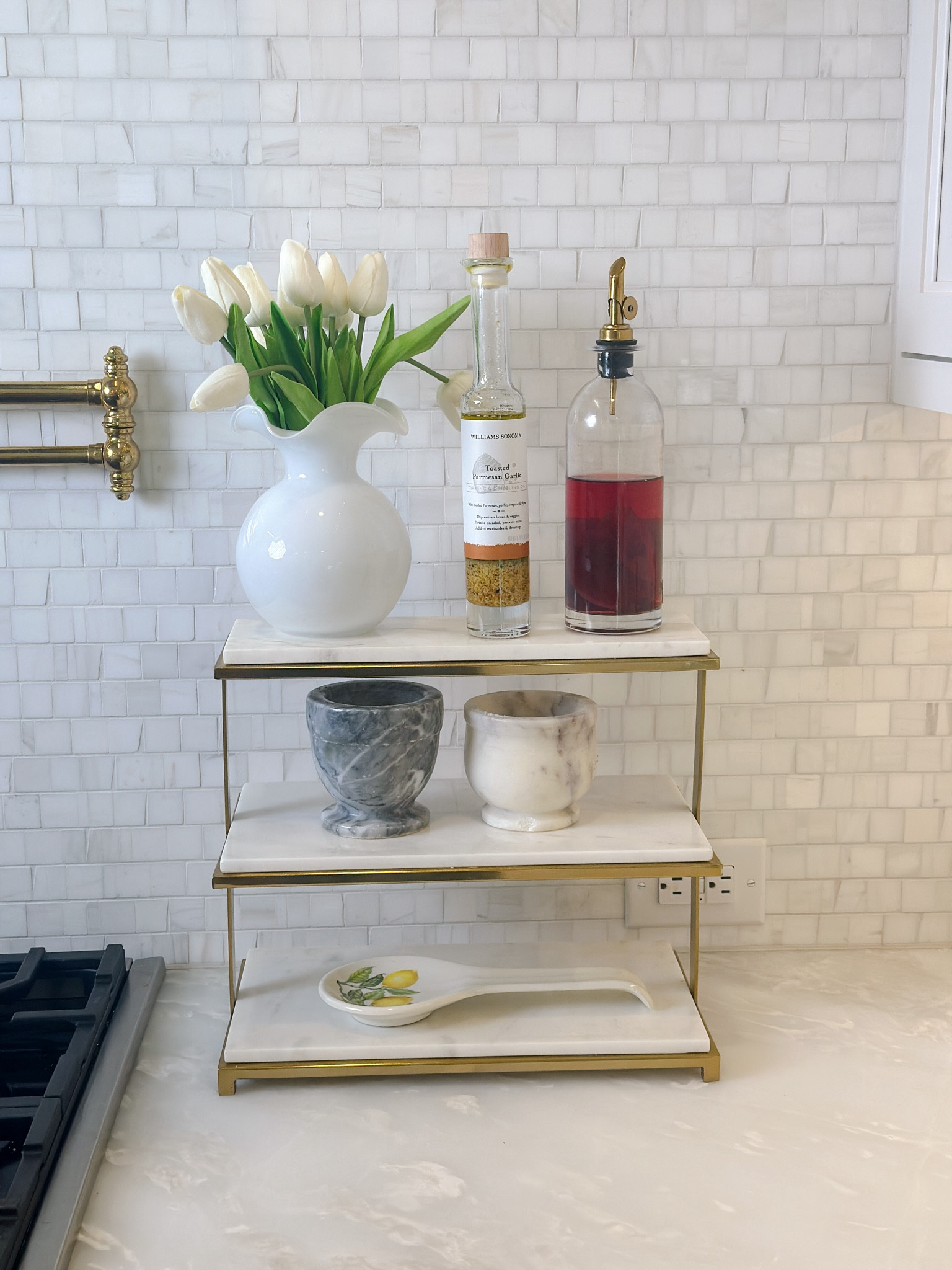 Shop my kitchen decor! 😍




#LTKHome #LTKOver40 #LTKFindsUnder100