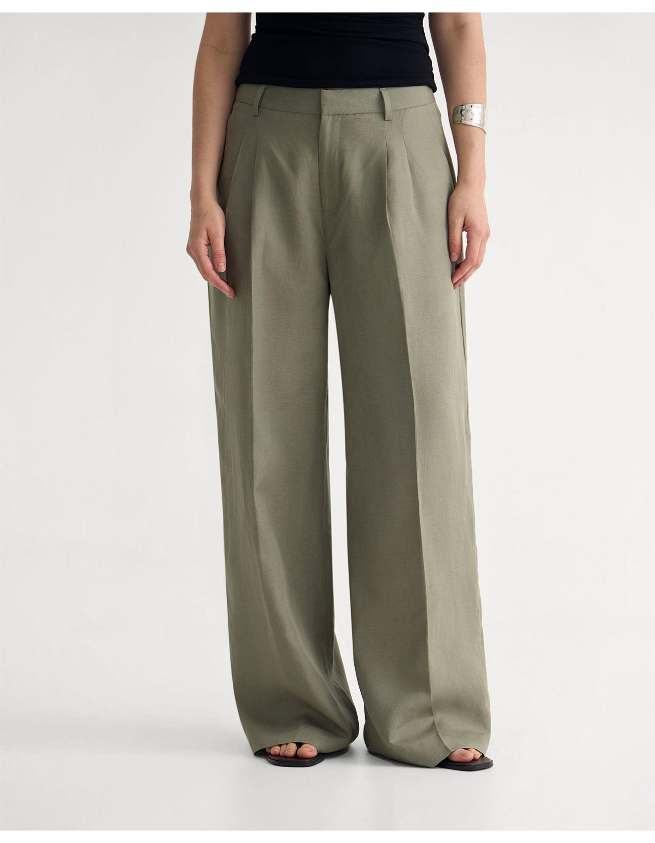 CAMERON PANT | David Jones (Australia & New Zealand)