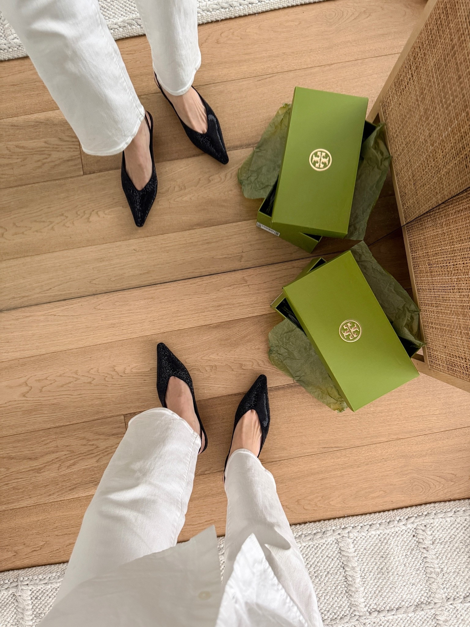 FYI the @netaporter end of season sale is now on and it is *GOOD* 👀 Story time BUT the very first thing I ever ordered from Net-a-Porter two decades ago (I know 😅🫣) was a pair of shoes and they’re always one of the first categories I look at in the sale. Pretty chuffed with this find - a pair of crystal Tory Burch wedges !! ✨

#LTKaustralia #LTKsale #LTKshoes