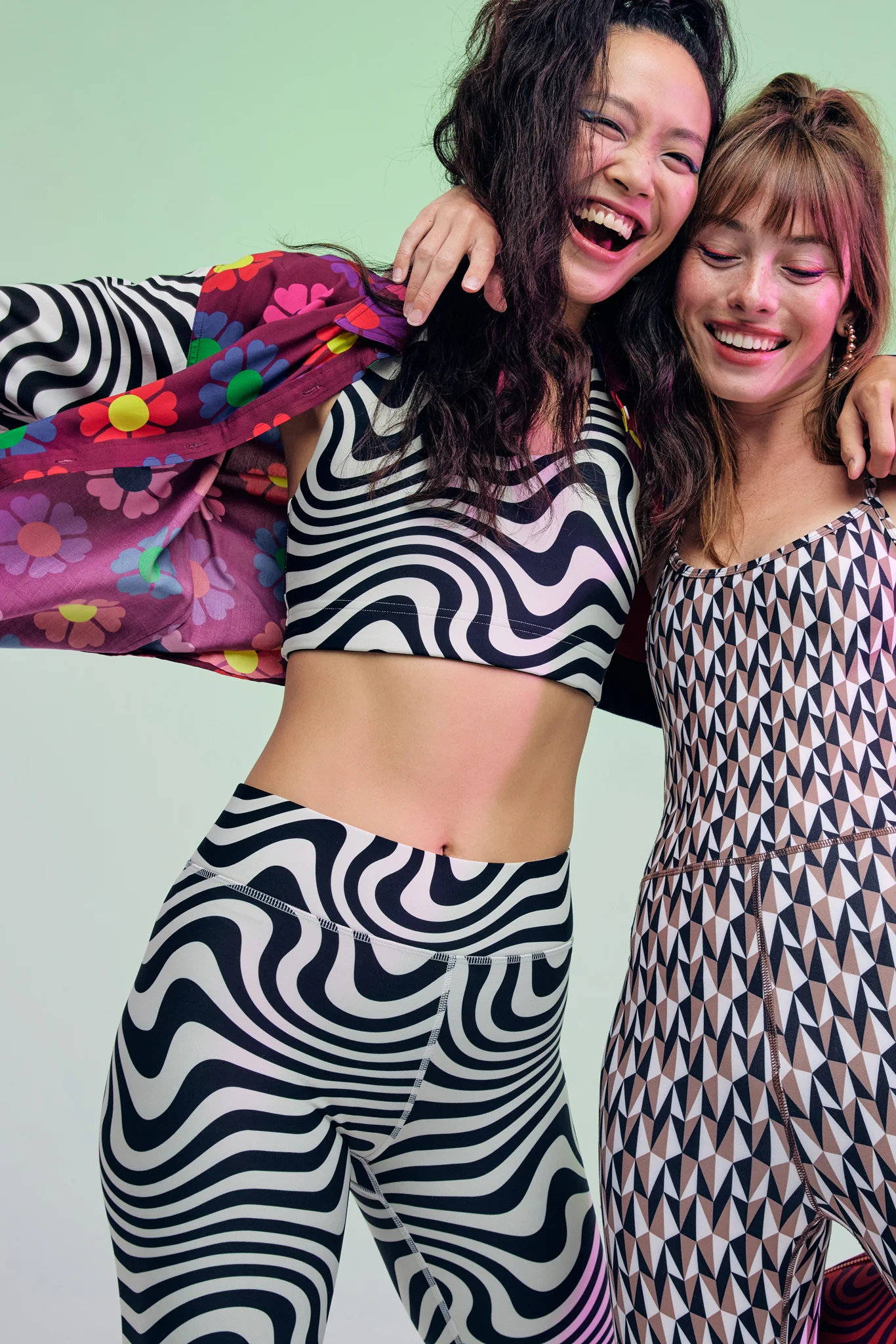 Black and White Wave DuoKnit Sports Bra | Terez