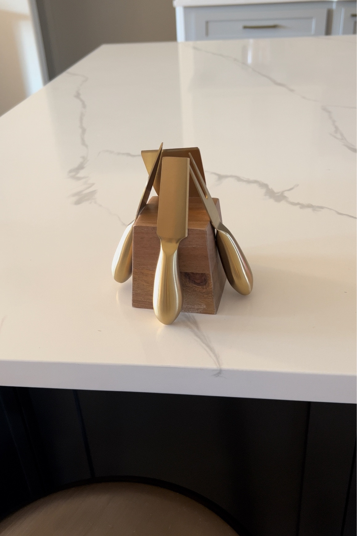 This cheese knife set is magnetic to the block! So cute, convenient and compact for any kitchen. I think I have the knives upside down here but I love it! Can’t wait to use for fall gatherings. Would make an adorable housewarming gift! #kitchenware #founditonamazon #kitchen #hosting #giftidea 

#LTKunder50 #LTKGiftGuide #LTKhome