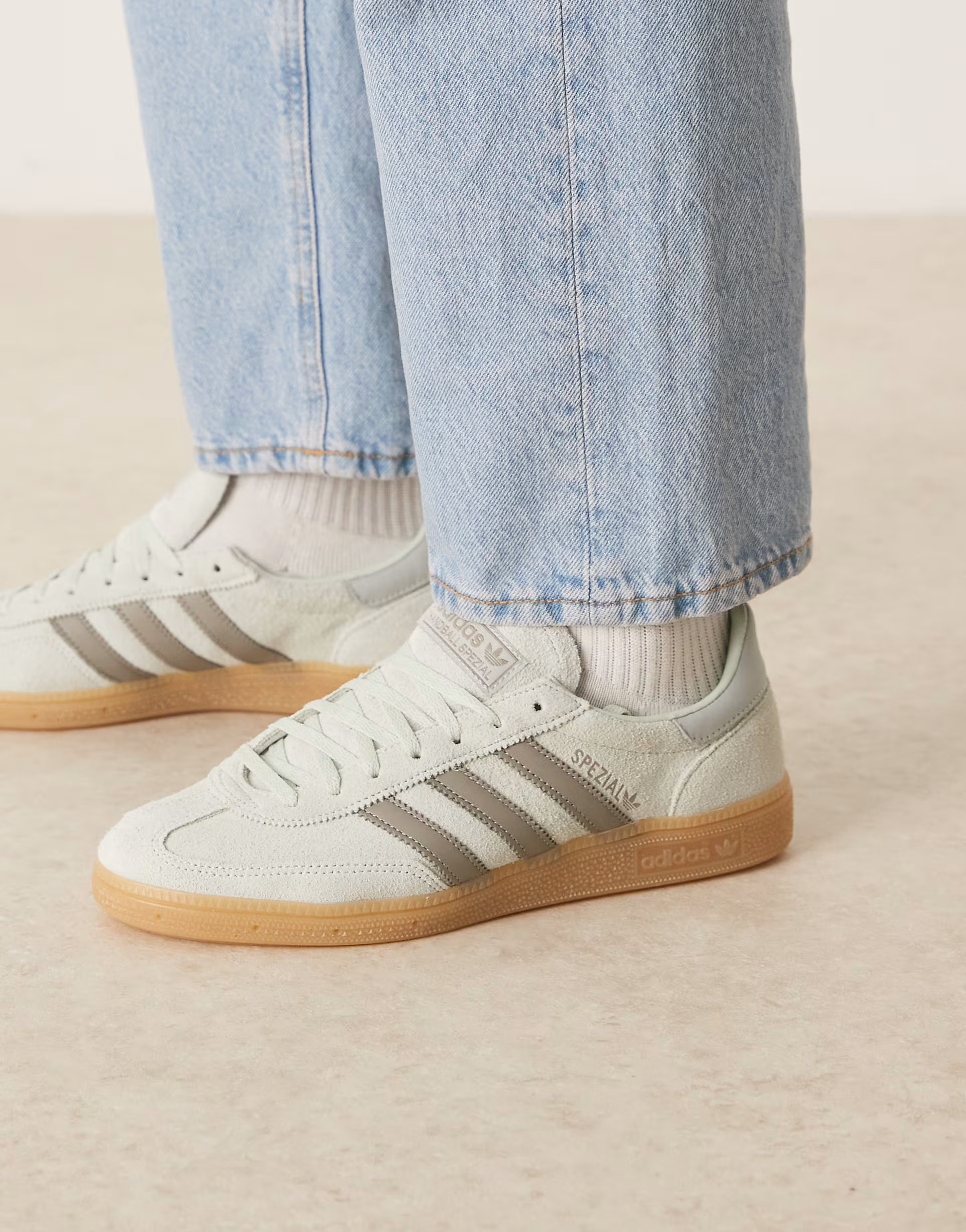 adidas Originals Handball Spezial trainers in light green and grey with gum sole | ASOS (Global)