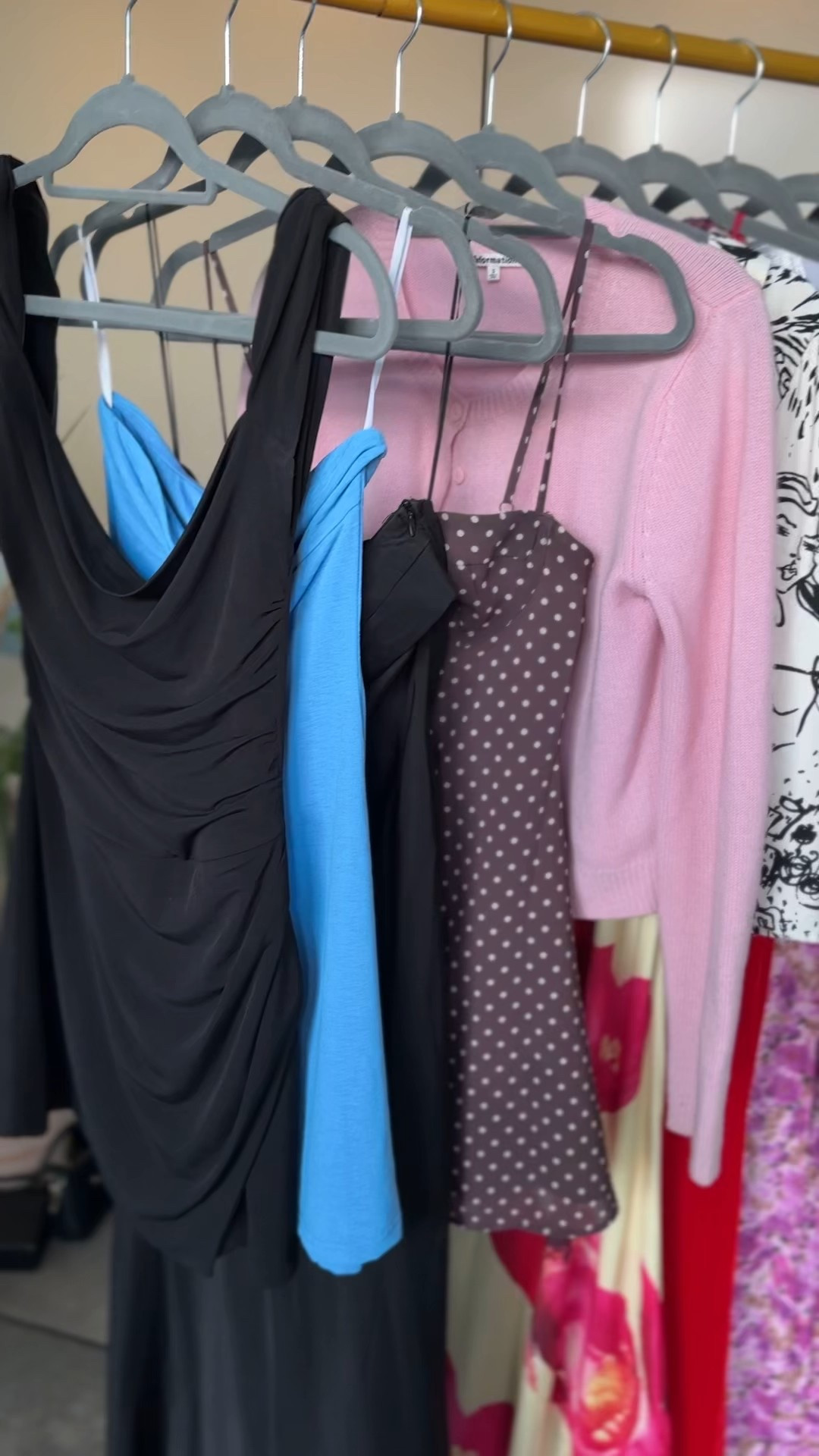 Halloween roster 

#LTKSeasonal #LTKItBag #LTKStyleTip