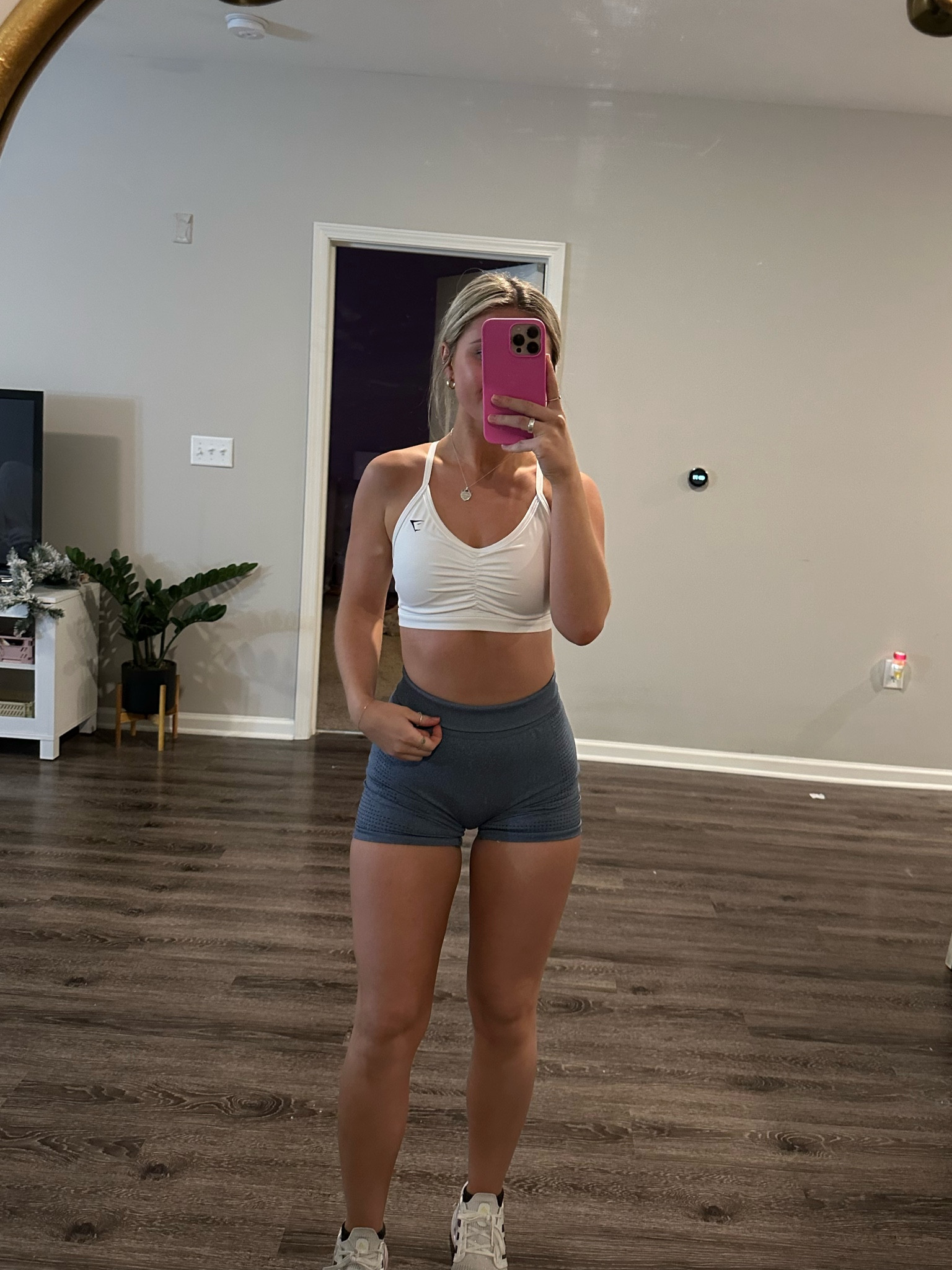 Top S
Bottoms S

#LTKfindsunder50 #LTKfitness #LTKstyletip