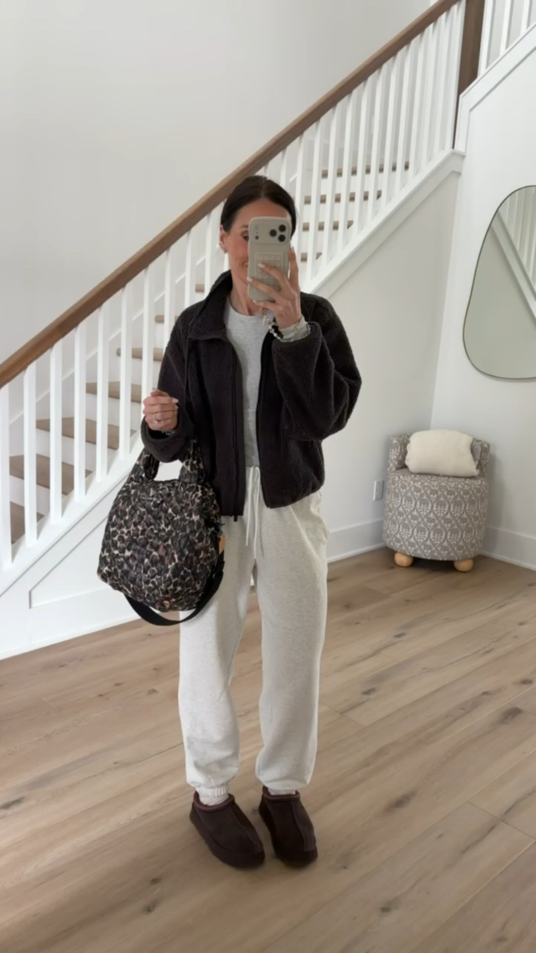 OOTD school drop off outfit, fleece jacket, comfy outfit, leopard print bag, annabrstyle.

#LTKOver40 #LTKFindsUnder100