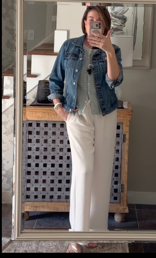 Effortless, elevated, and ridiculously comfortable — the Aritzia lodge pant lives up to the hype.

#LTKmomlife #LTKMidsize #LTKTall