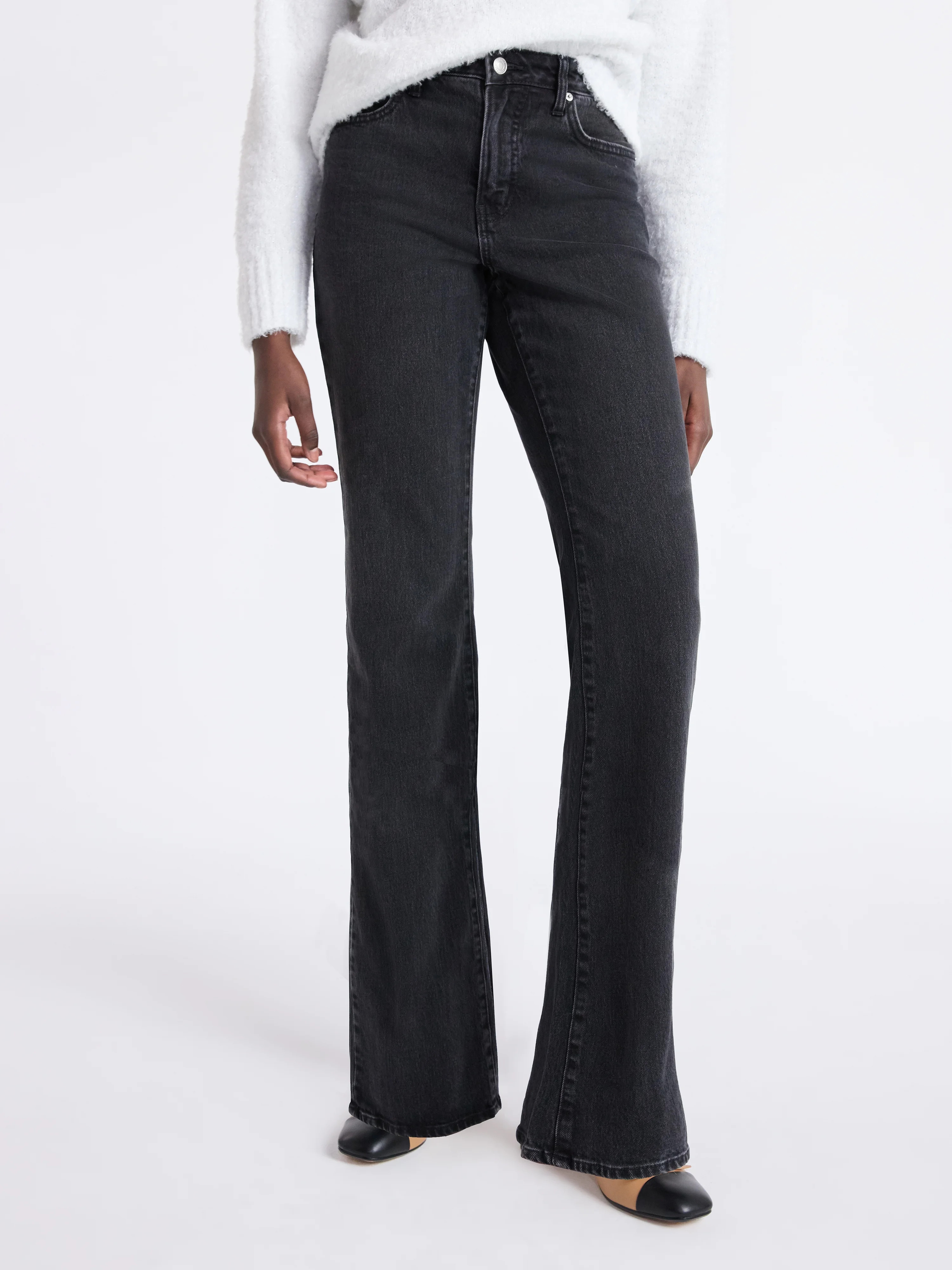 Free Assembly Women's Mid Rise Full Length Bootcut Jeans, 32" Inseam, Sizes 0-20 | Walmart (US)