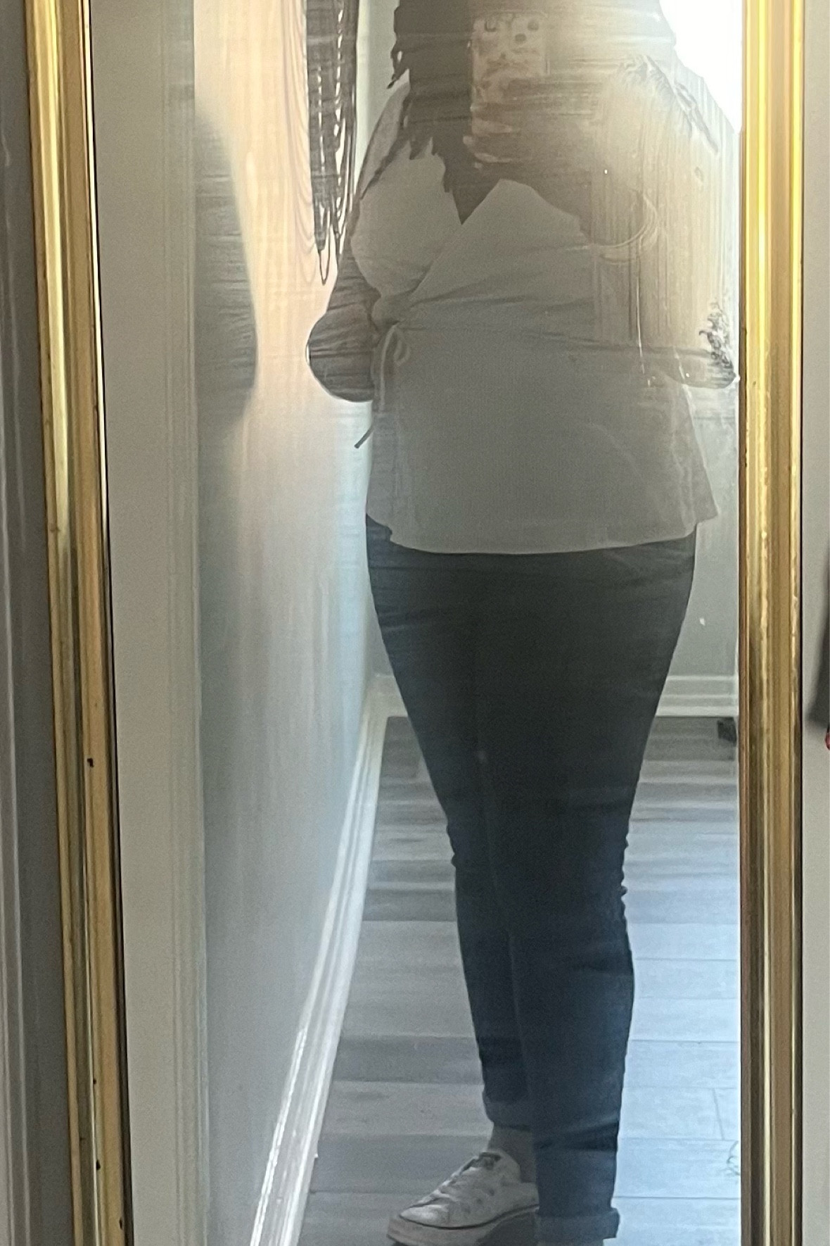 #ootd
Took my sister to the zoo for her birthday. Through on my Old Navy Jeans and Chucks. Got my steps in for sure.

#shopdeescloset #shopaholicscloset

#LTKShoeCrush #LTKStyleTip #LTKSaleAlert