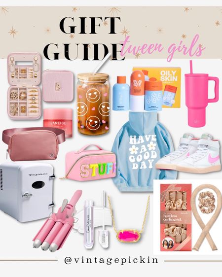Tween Girls Christmas Gift guide for this holiday season! This was all Stella approved and picked out to help make shopping easier For you! 