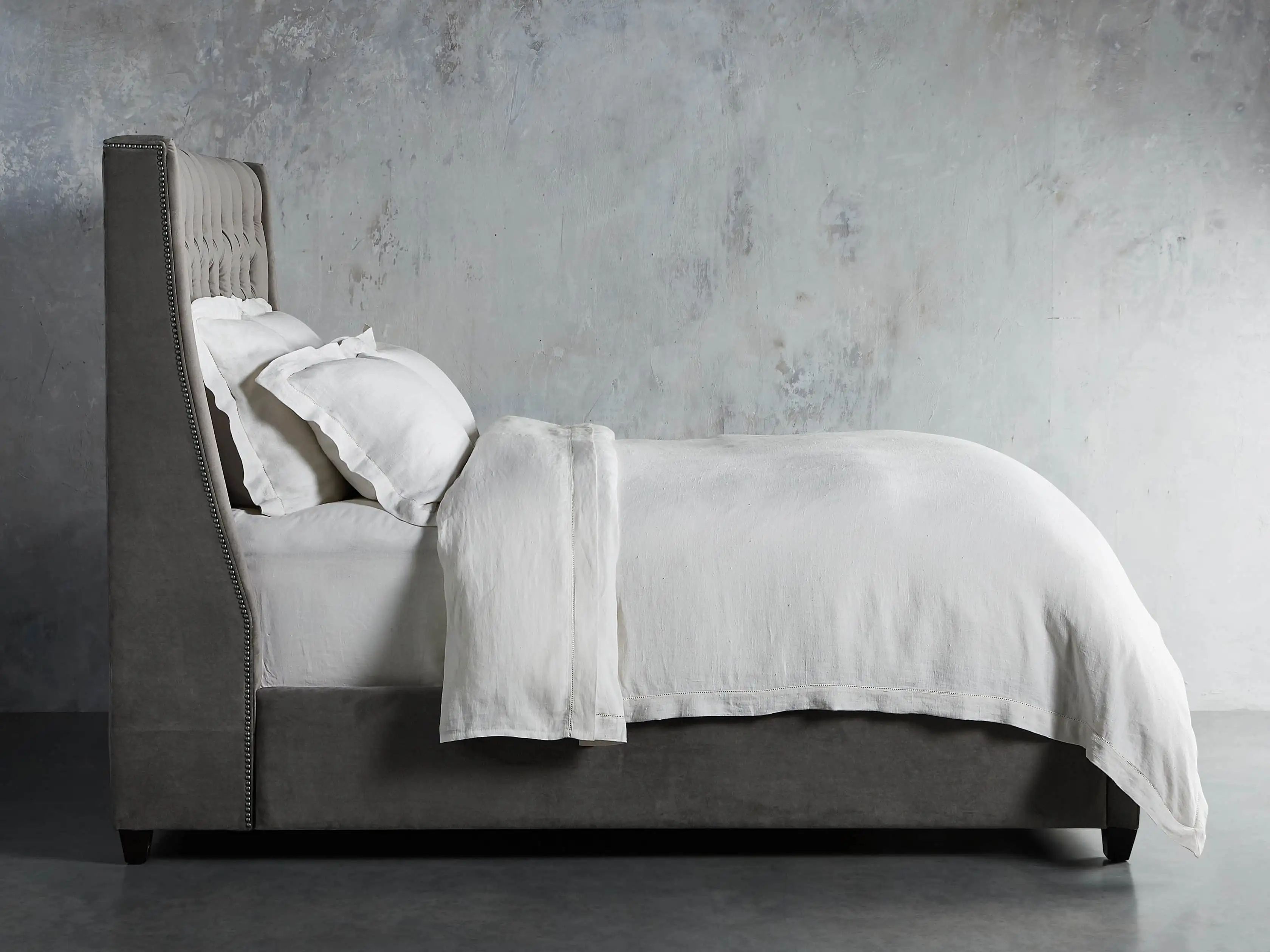 Devereaux Tufted Bed | Arhaus