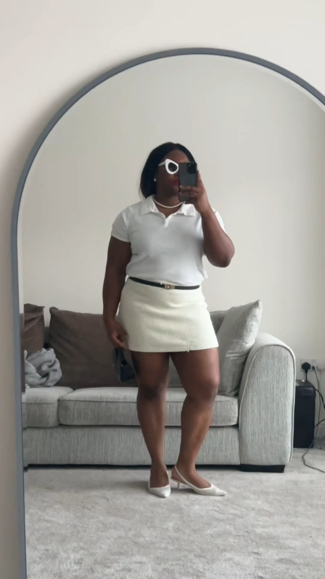 Sporty auntie.. do you reckon?
#minimalstreetstyle #classystreetwear #neutralstyle #ootd #outfitinspiration #styleinspo #fashion #fashionblogger #fashionstyle #outfitideas #fallfashion #redcardigan #whiteminiskirt #cuteoutfits #brunchdate #ootd #fashion #streetstyle #outfitideas #neutralstyle #outfitinspo

#LTKuk #LTKspring #LTKAprilSpotlight