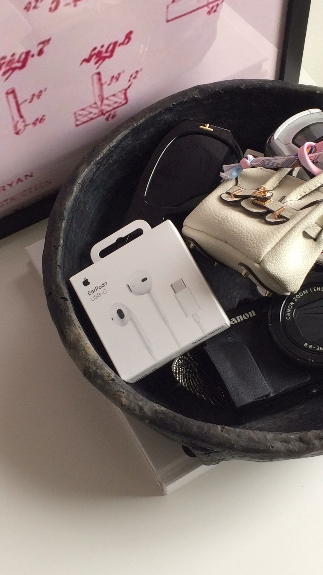 do you prefer wired headphones or airpods? i believe in wired headphone supremacy! shop these headphones using the link below 🫶🏽

#LTKsummer