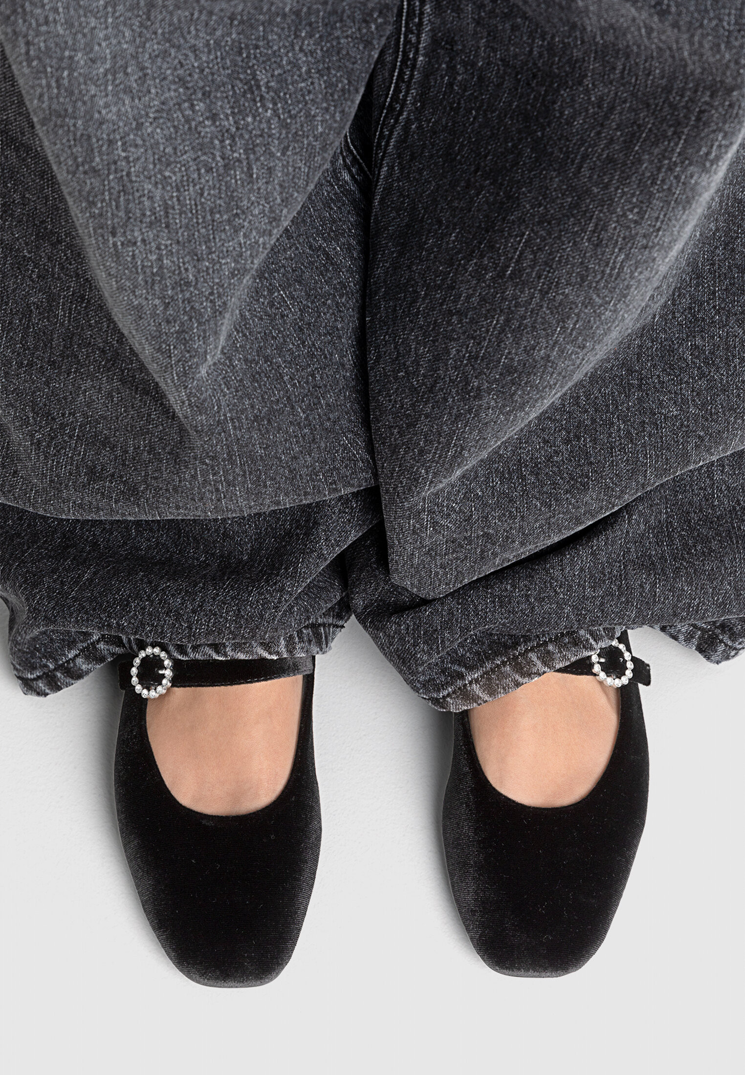 Velvet ballet flats - Women's fashion | Stradivarius United Kingdom | Stradivarius (UK)