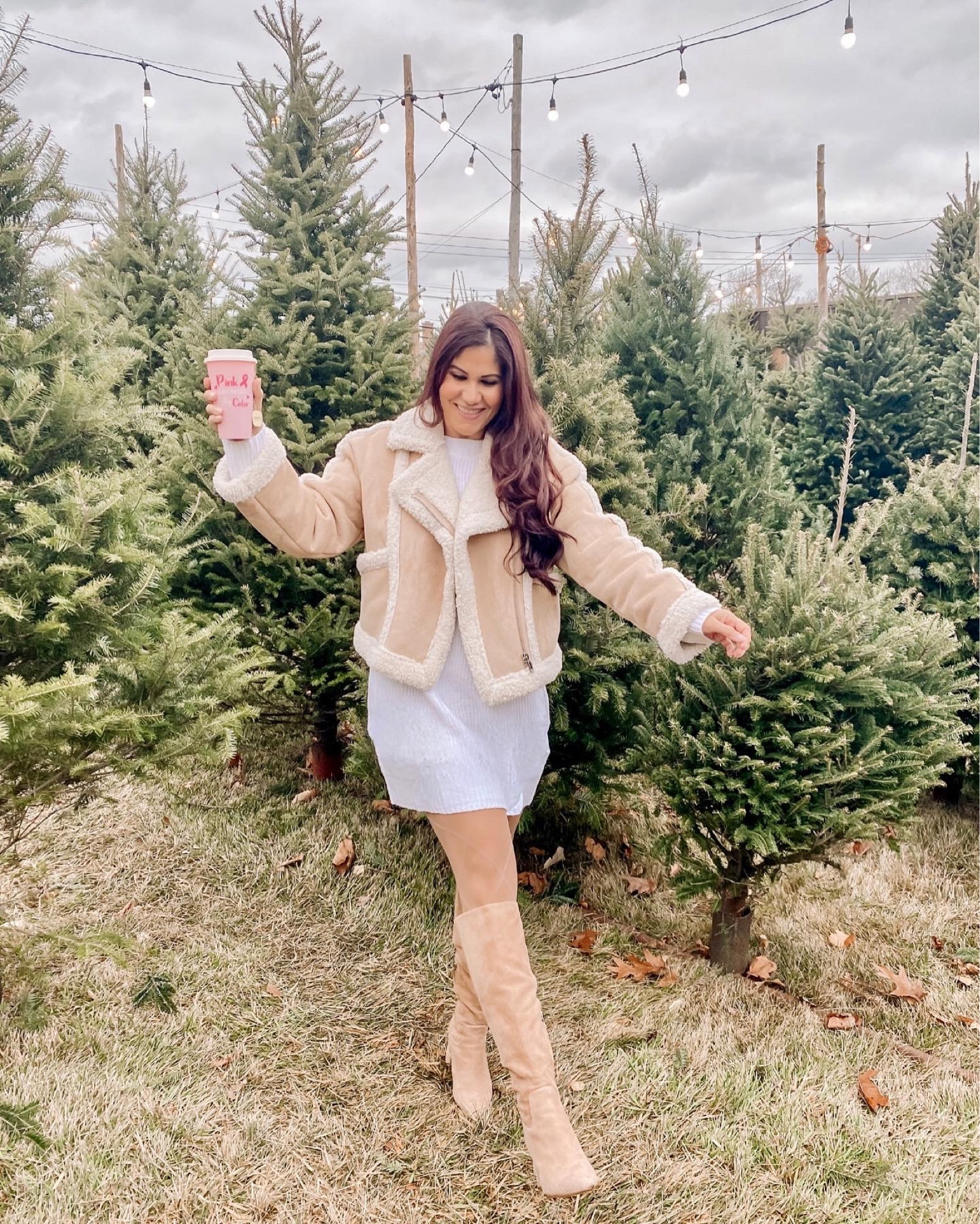 Walking in a winter wonderland with the perfect cozy & warm chic look! 🤍🤍🤍🥰🌲🌲😍🫶🏼

#LTKstyletip #LTKSeasonal #LTKHoliday