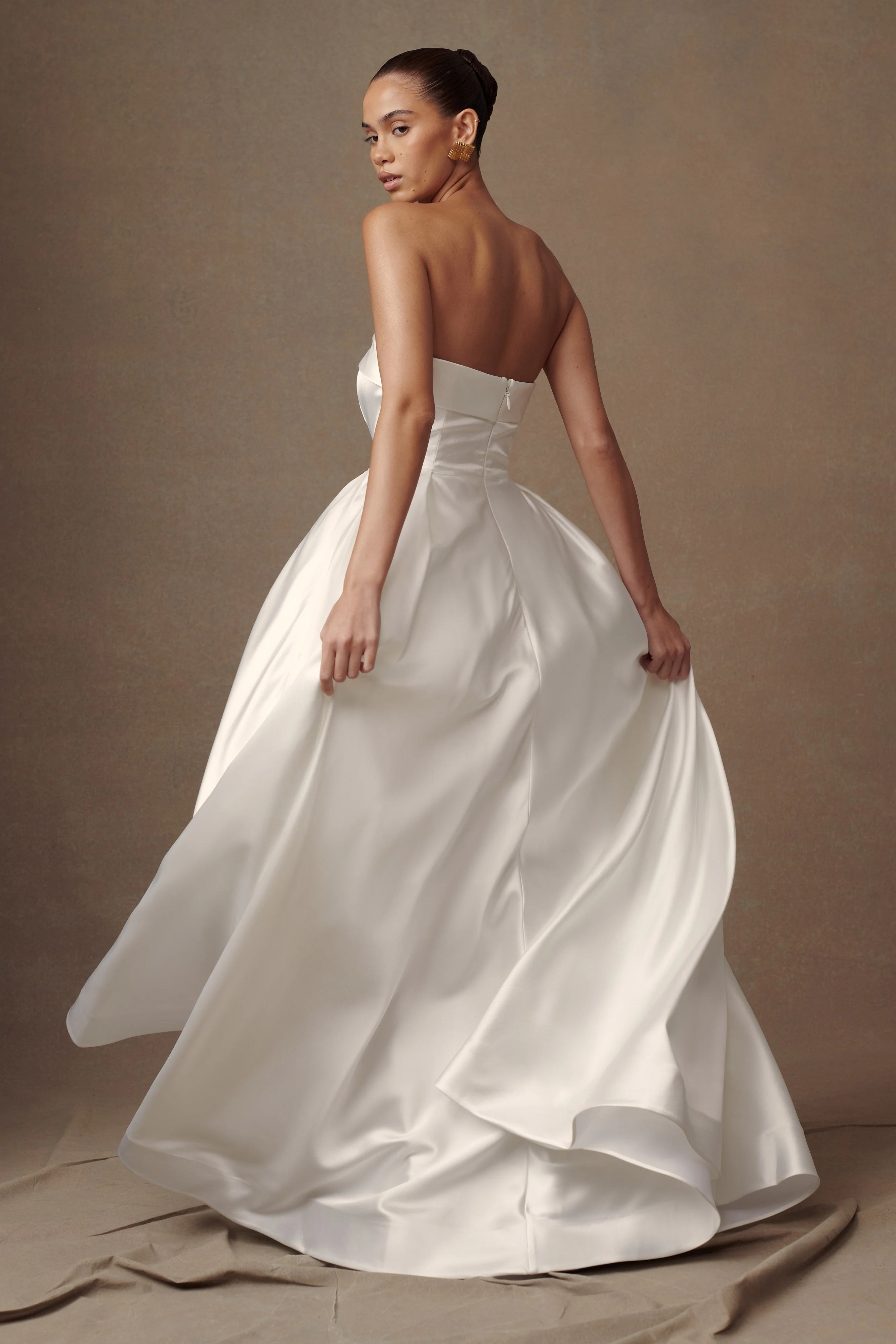 Eileen Strapless Wedding Gown - White | MESHKI US