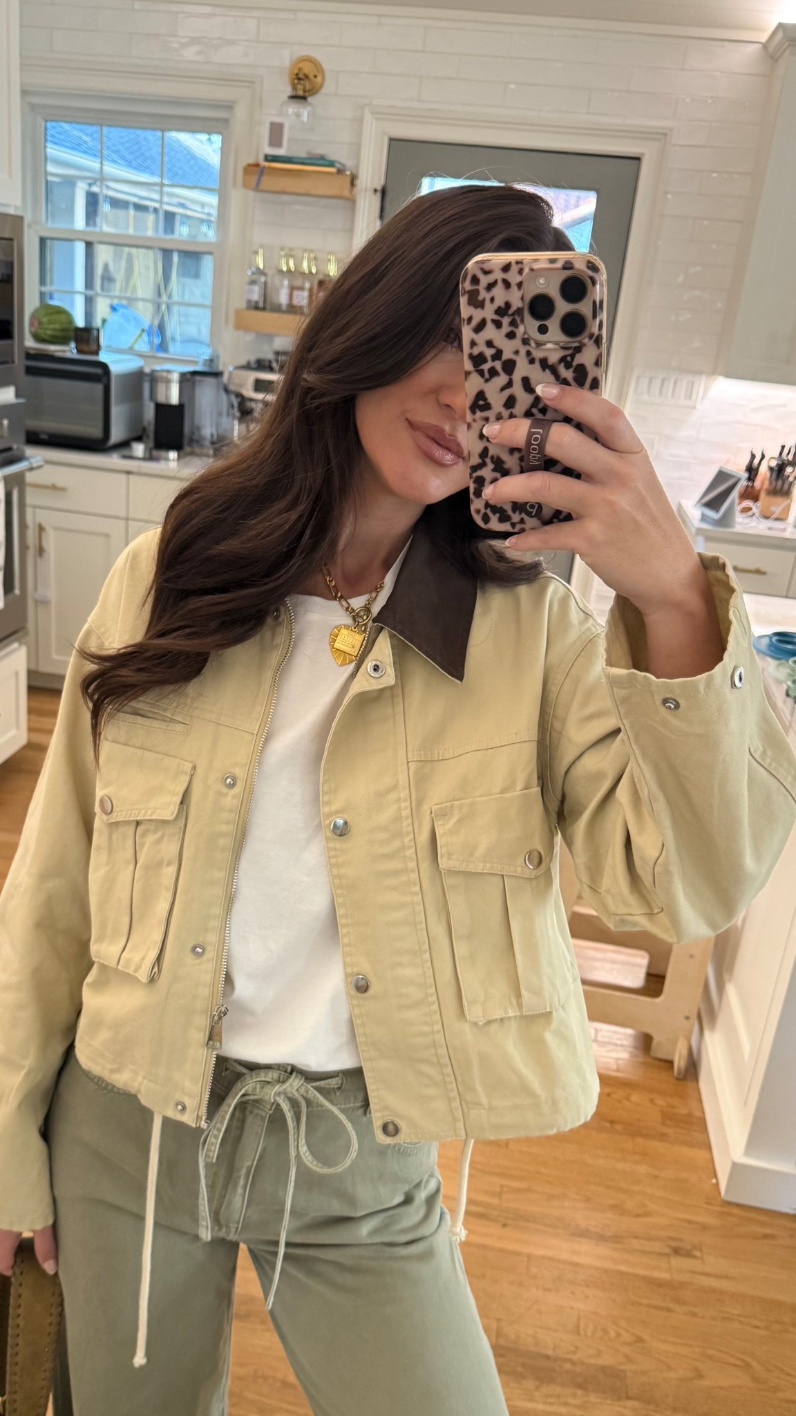 This necklace and this jacket 🤌🏼 I’m ready for fall ✨

#LTKFindsUnder100 #LTKSeasonal