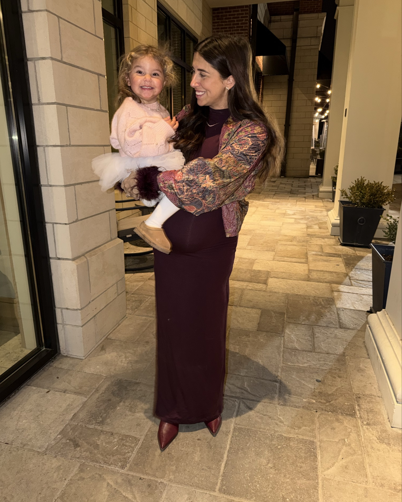 my jacket is OOS from Zara but linked similar!

jacket: medium
dress: medium

Zara jacket, dress, boots, booties, floral jacket, dinner night out look, Nashville, Dede Raad, dress up buttercup 

#LTKFindsUnder50 #LTKFindsUnder100