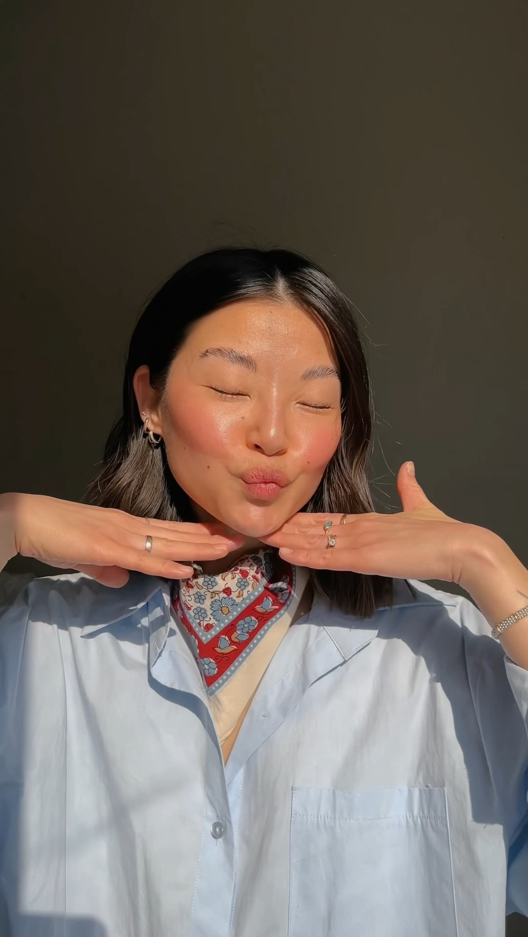 My everyday five minute mom makeup routine 

#LTKmomlife #LTKgrwm #LTKBeauty