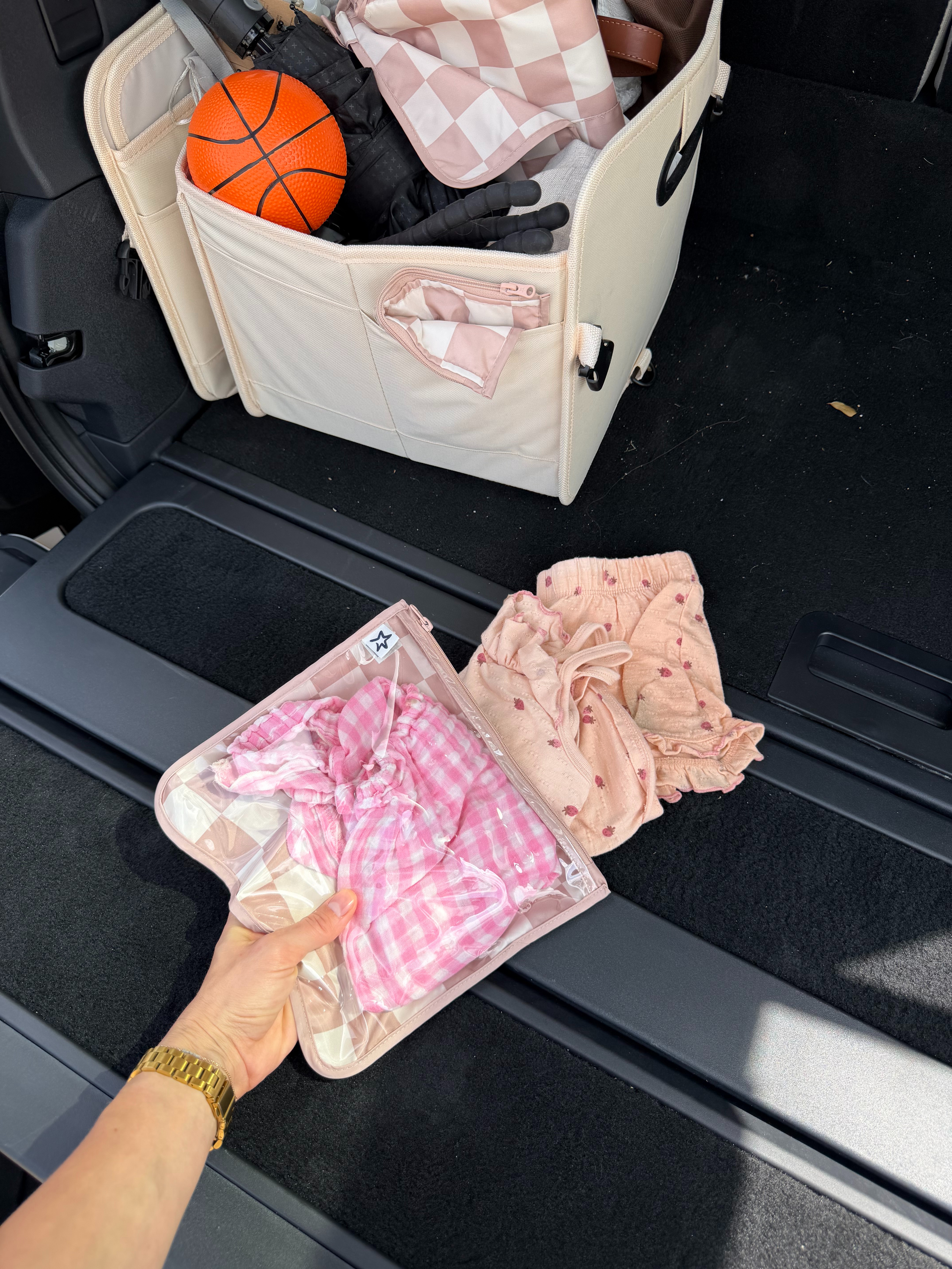 A MUST in your car as a mom! Keep an extra set of clothes for the girls in these bags!  

 #LTKmomlife #LTKTravel #LTKBaby