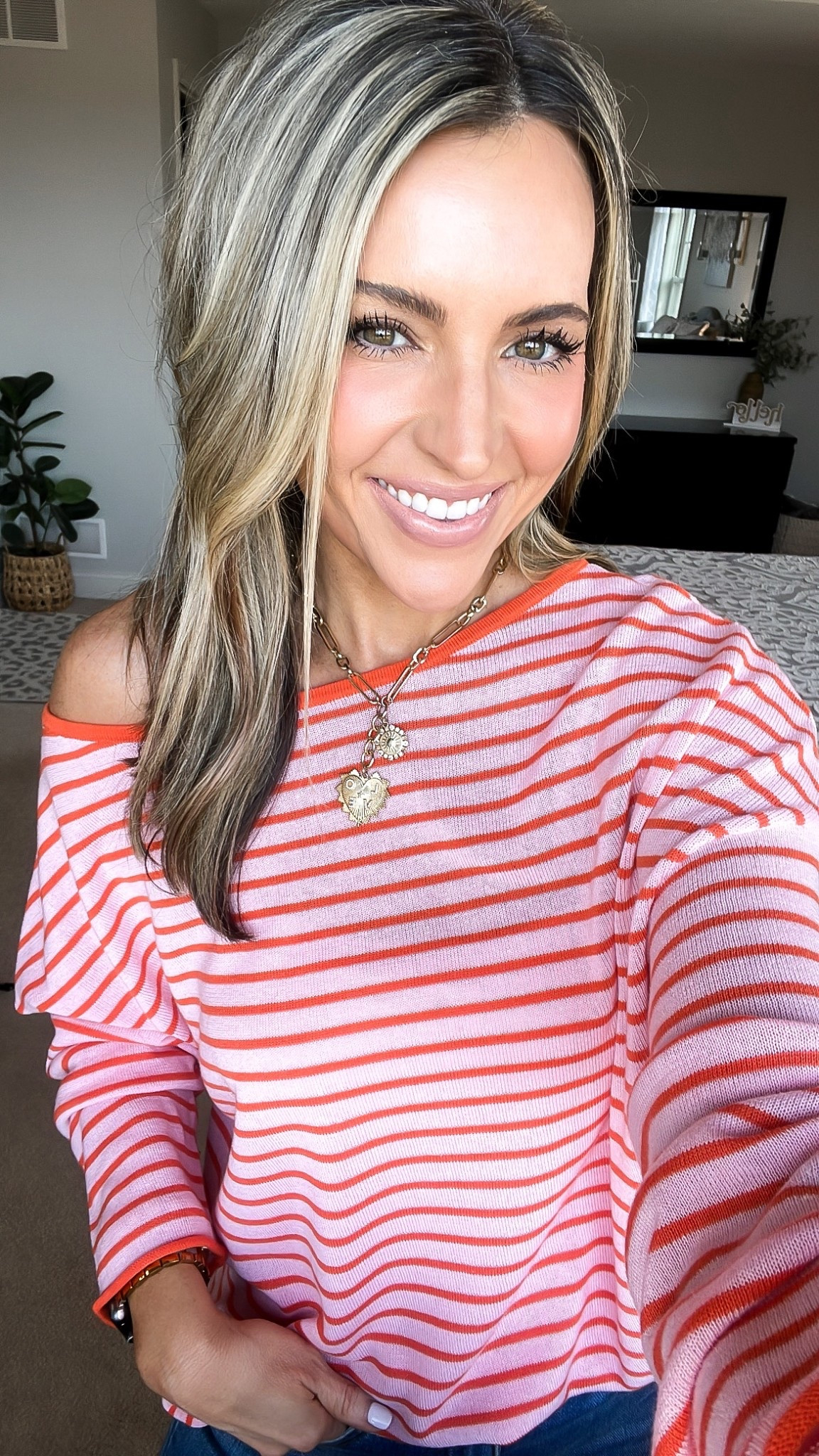 Effortlessly comfy with the perfect slouchy fit! Perfect sweater for spring! Pair it with my favorite jeans and flip flops for a perfect day look

#LTKmomlife #LTKFindsUnder50 #LTKootd