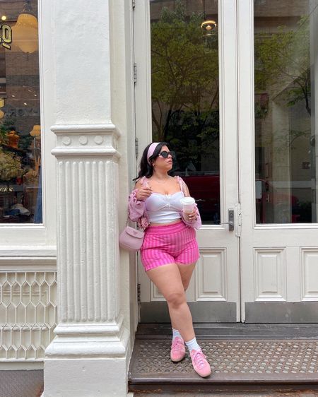 Girly pink spring outfit 🌸🎀💗

#LTKMidsize #LTKFindsUnder50 #LTKStyleTip