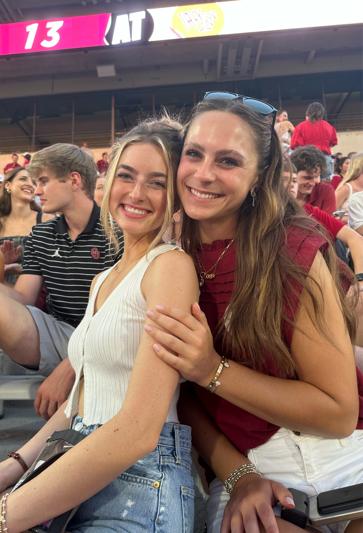 Wish I got a better pic of my top but Amazon did so good🥰 