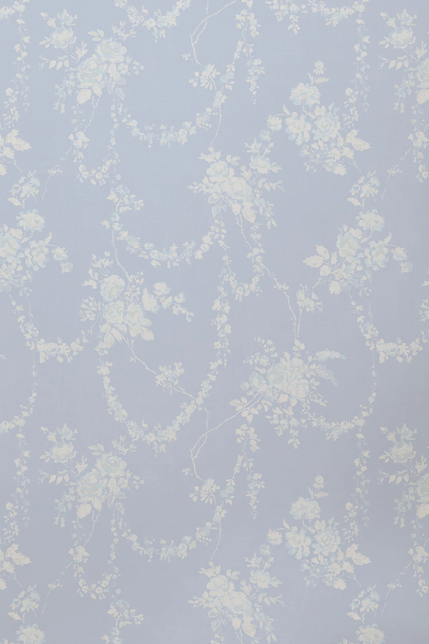 Chandelier Gates Wallpaper | LOVESHACKFANCY