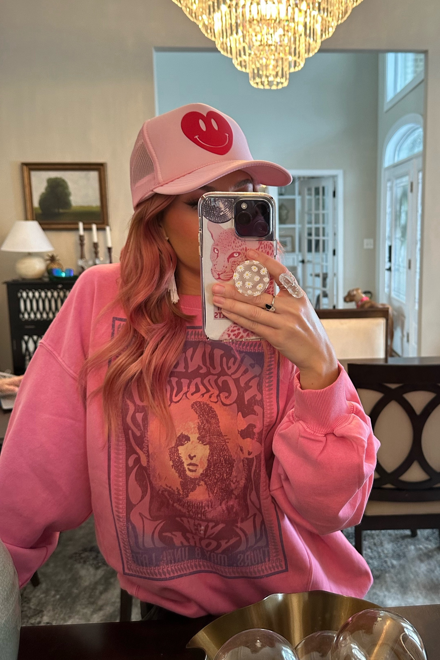 Feelin ready for v-day 💕☺️💋
I got the sweatshirt in a small! 