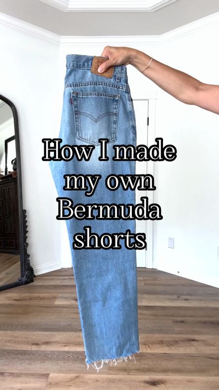 I couldn’t find Bermuda shorts I love, so I made my own with a pair of men’s Levi’s jeans!

Sizing:
I sized up on the men’s jeans. 

Summer outfit | casual outfit | denim shorts | longer shorts 



#LTKFindsUnder50 #LTKStyleTip #LTKOver40