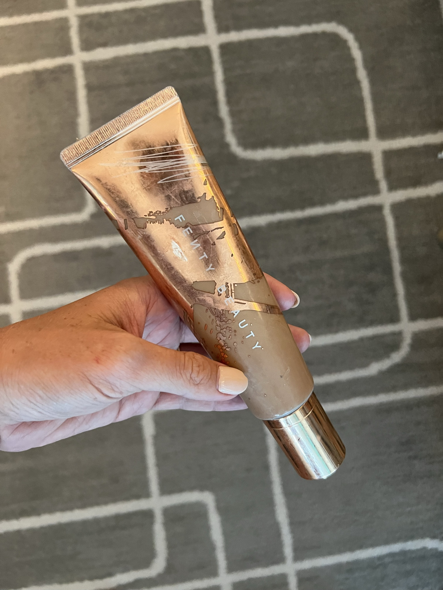 I use Fenty Body Sauce in shade Honey Honey to get shiny legs and Dibs in Good Life Gold on my collarbone and arms! 

#LTKbeauty