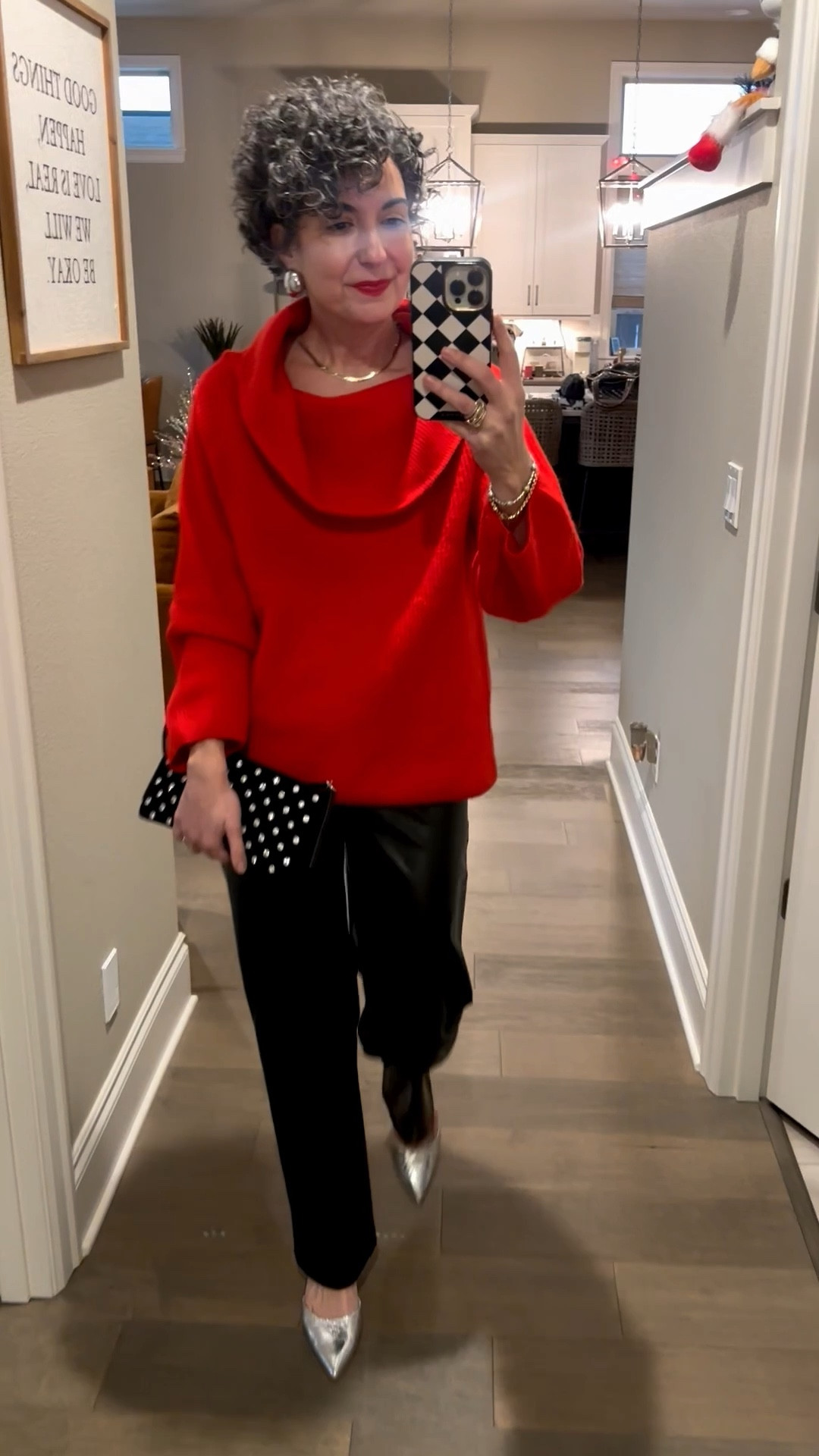 Office Holiday Party OOTD 🎉 
.
Exact sweater is older but I linked this years version. Wearing a 27 Reg in pants! 
.
#abercrombie #hmxme

#LTKootd #LTKHoliday #LTKFindsUnder100