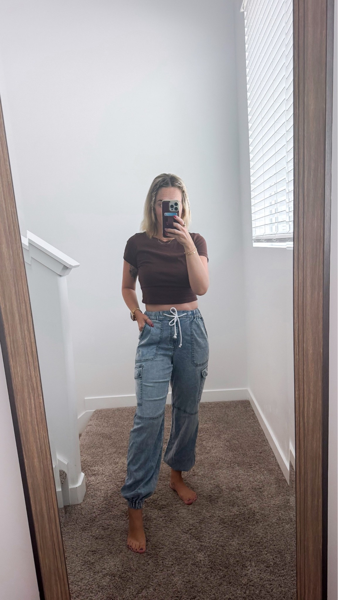 Jeans that feel like you’re wearing sweats = major mom win 🔥🙌
They are very stretchy. I’m in a size small.
Top- Medium

#LTKootd #LTKSaleAlert #LTKmomlife