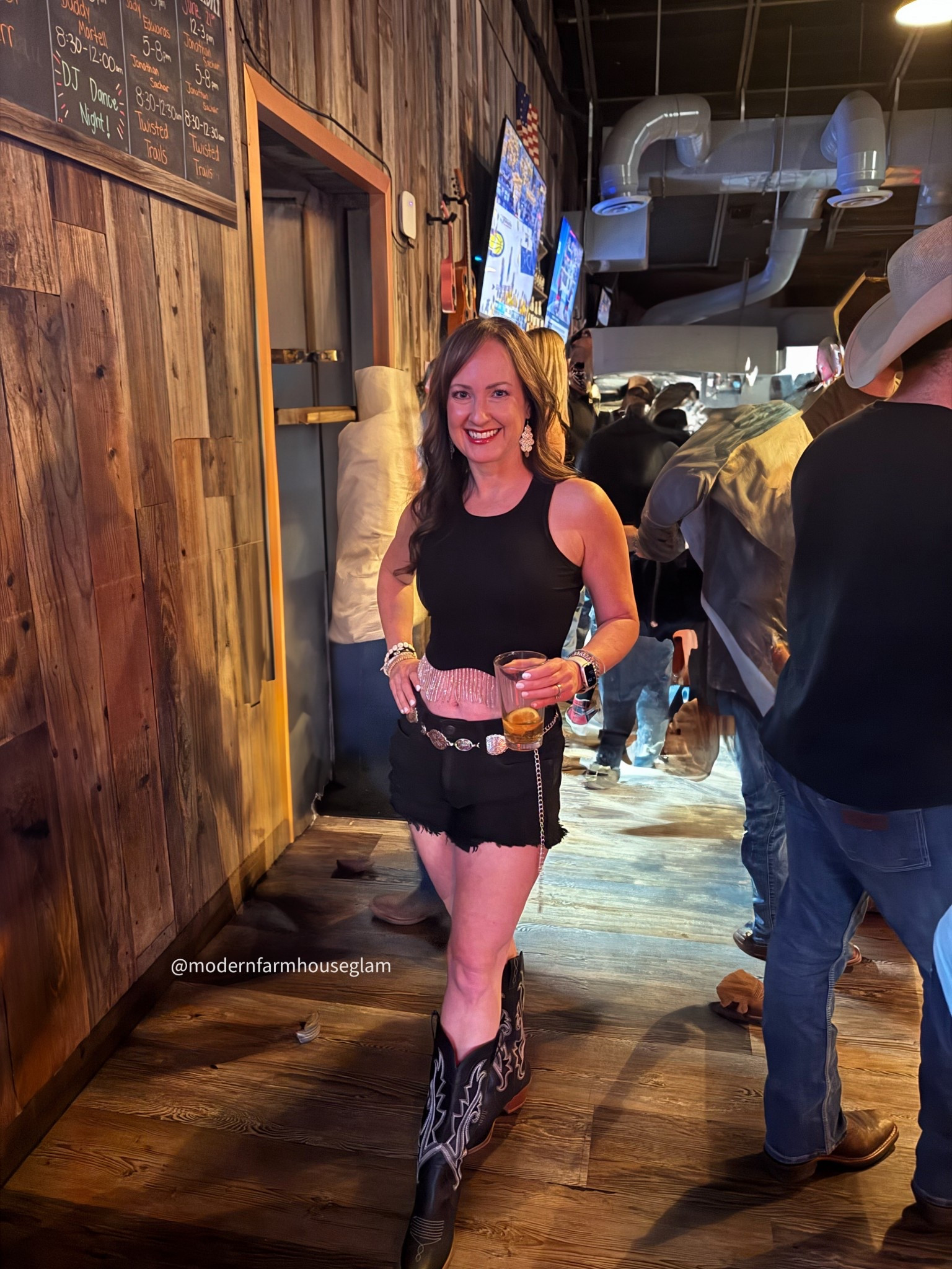 A country line dancing kind of night!

#LTKShoeCrush #LTKPetite #LTKStyleTip