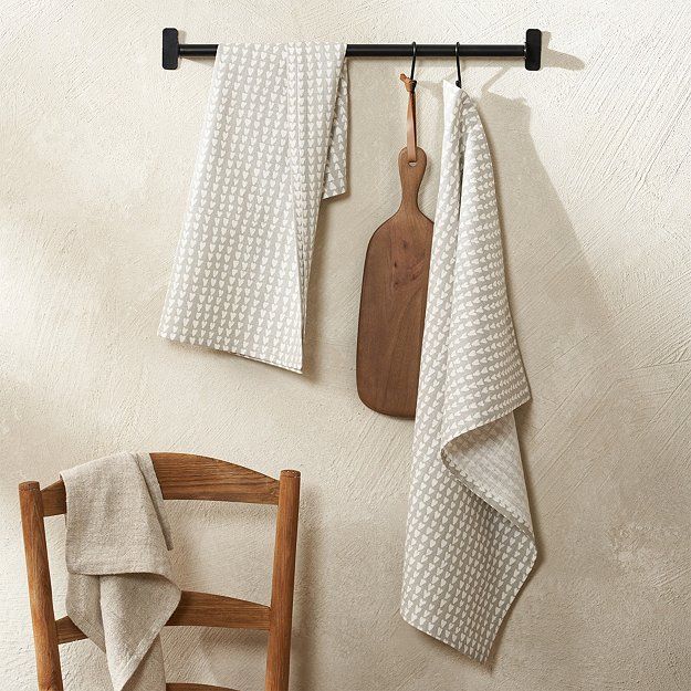 Ditsy Heart Tea Towels – Set of 2 | The White Company (UK)