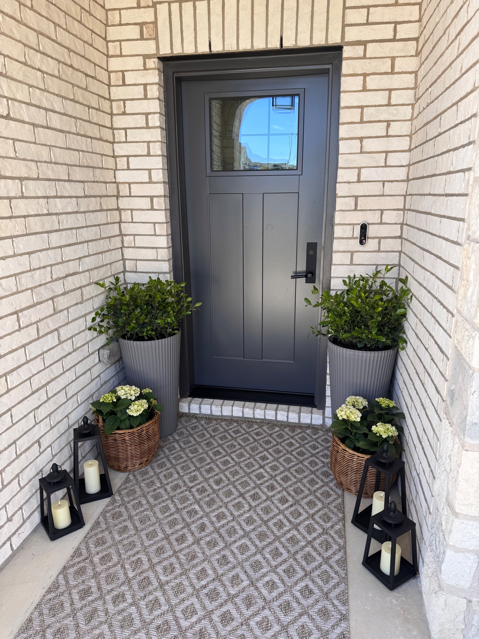 Spring Front Porch 🏠🌿✨

Spring Porch Refresh 🌤️ sharing some early spring inspo - this is my current set up from last spring 🌤️🧺🪴

🌿Wicker Planter Basket that’s fully lined with plastic, making it perfect for real plants like my potted hydrangeas - only $29!
🌿 Loloi Outdoor Rug - I love the texture and pattern + it’s on sale for $68! 
🌿 Lanterns + Planters are from last year but I also linked for easy shopping 😊
🌿 Also linked some gorgeous faux plants for those who do not have green thumbs

Front Porch, Spring Decor, Neutral Home Decor, Homes with Purpose, Affordable Decor, Outdoor Decor

#homeswithpurpose #neutralhomesofinsta #cozyhomedecor #boujieonabudget #homedecorinspo


#LTKSeasonal #LTKdayinmylife #LTKHome