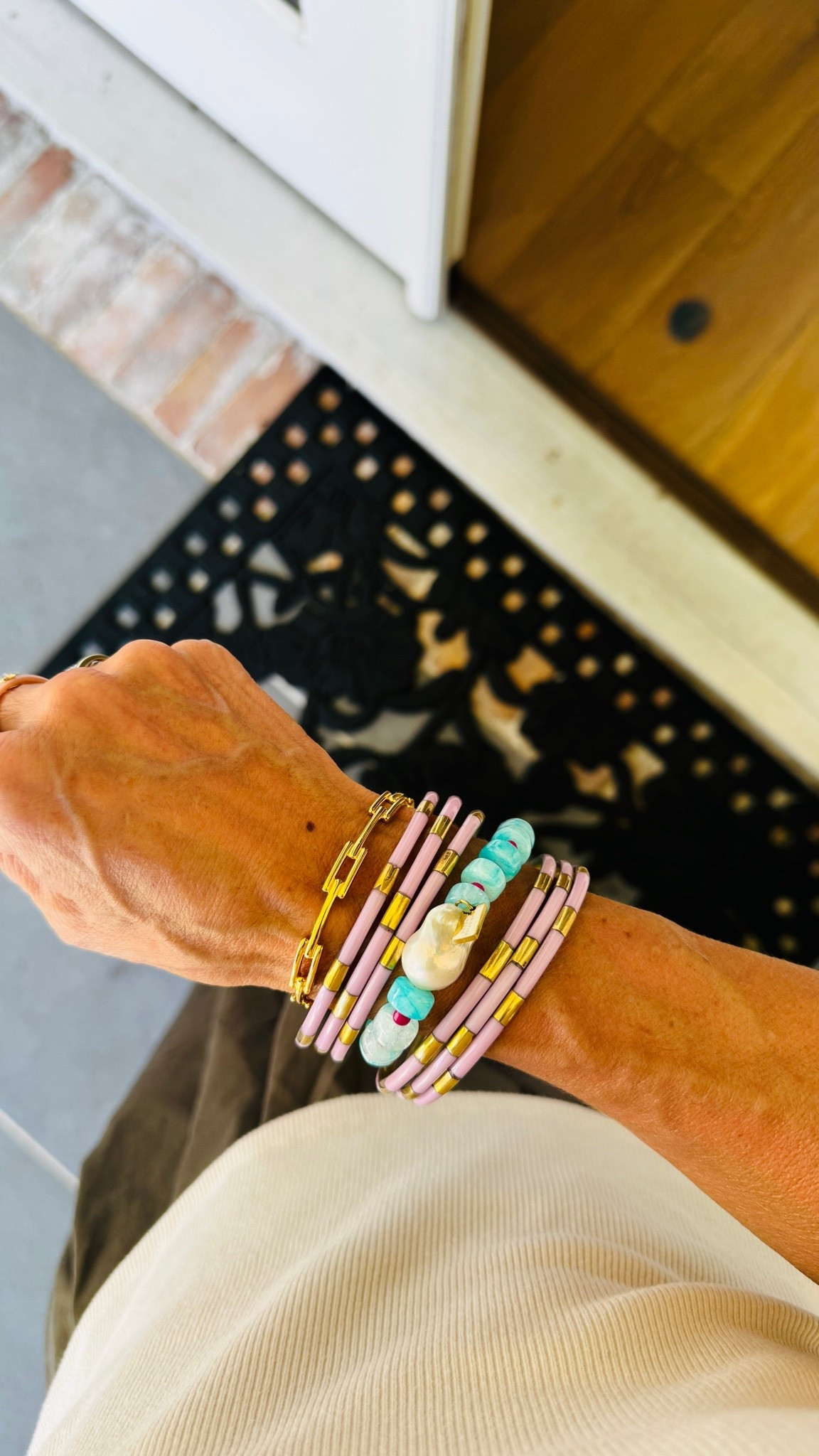 fall outfits women
Bracelet stack