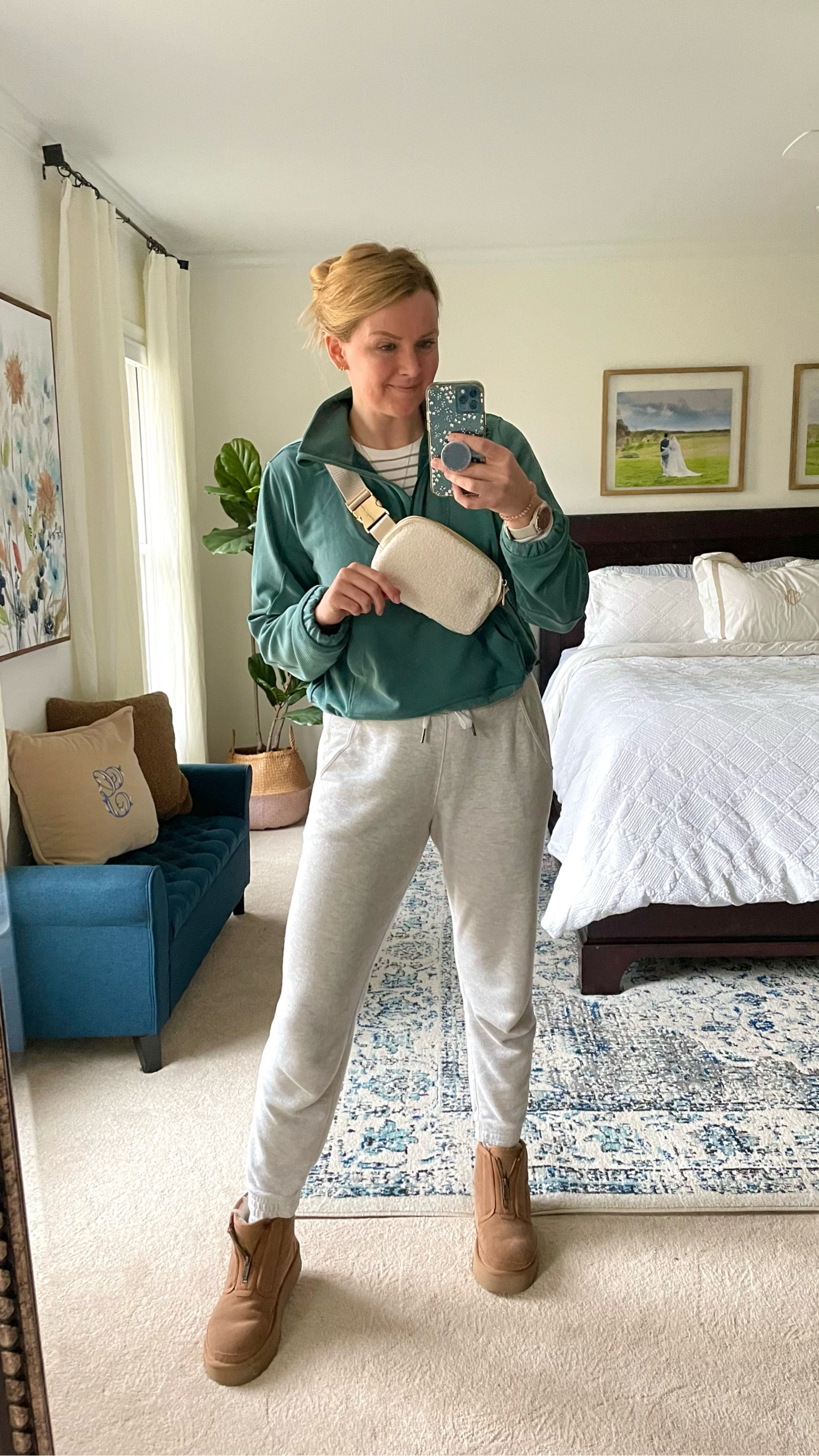 Super comfy weekend outfit

Half zip pullover with adjustable waist elastic.

Sherpa belt bag - an awesome lululemon look-a-like! Comes in more colors and extended strap option.

Cozy joggers 

Ugg zip boots

#LTKitbag #LTKFind #LTKSeasonal