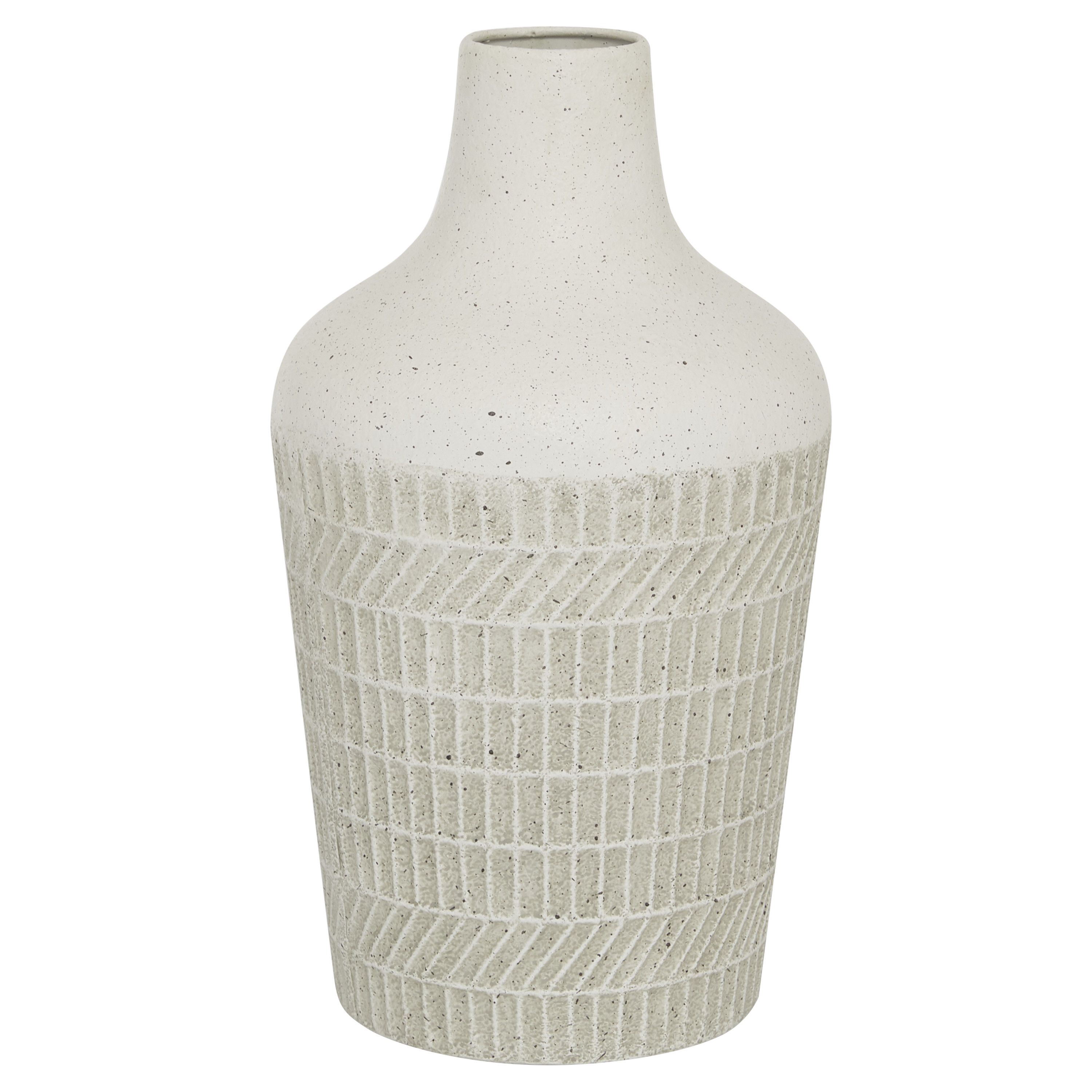 DecMode 13" Textured White Metal Vase - Walmart.com | Walmart (US)