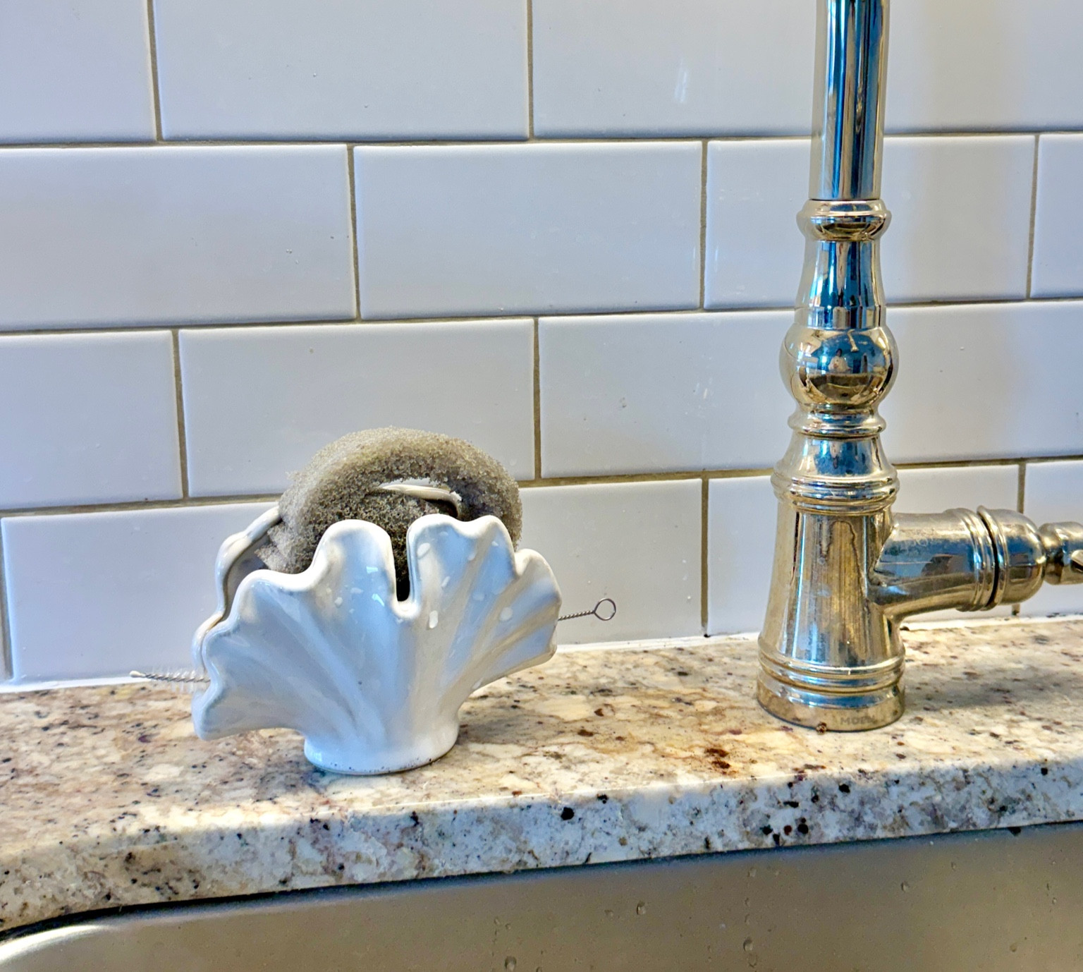 Cute new sponge caddy under $20!

#LTKGiftGuide #LTKHome #LTKFindsUnder50