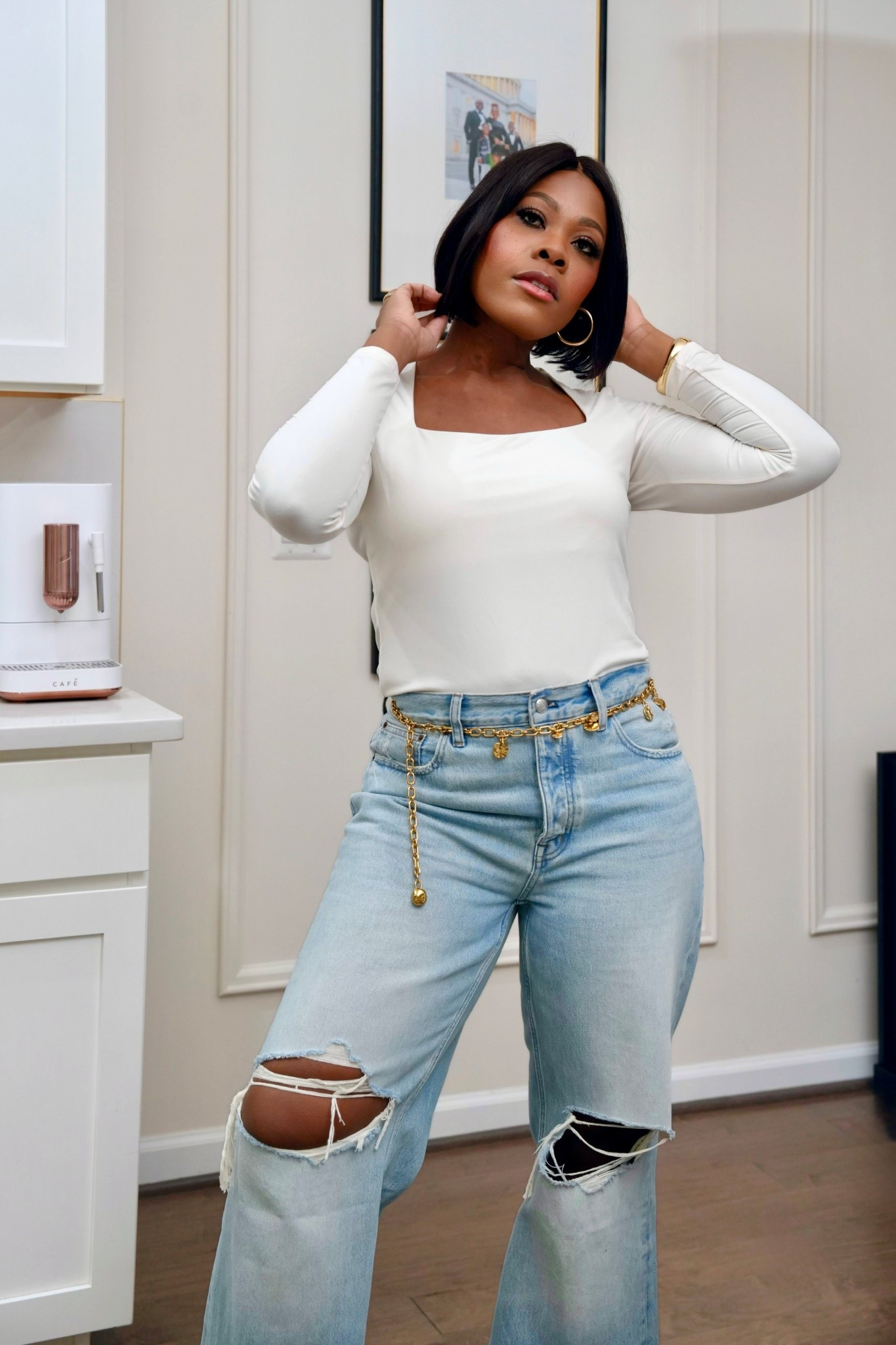 I’ve been obsessed with Madewell lately and it’s for all the right reasons 🤭😅 my jeans are in sale under $50 and my belt is new but also on sale! My top is an oldie from H&M but I’m sharing similar here :) 

#LTKootd #LTKMidsize #LTKHoliday