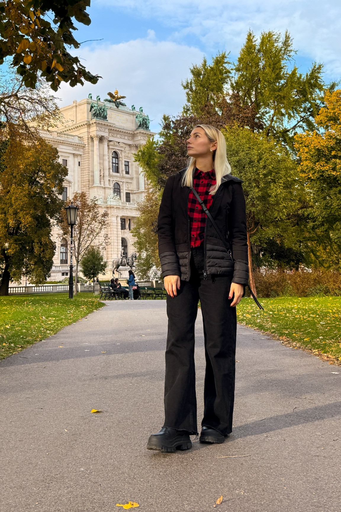 Black outfit. Autumn. Petite Friendly

#LTKautumn #LTKitalia #LTKeurope