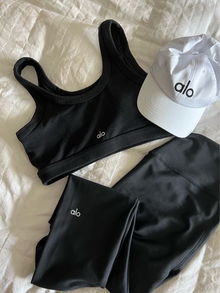 alo workout set