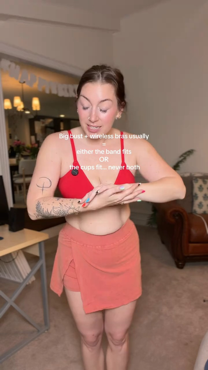 How about 7 rows of clasps?! 🤣

Because if you’ve ever struggled with wireless bras not fitting properly, this is the one that surprised me. Most wireless bras either fit the band but crush your chest or fit the cups and the band is way too loose. This @Soft Intention back clasp bra actually gives support, full coverage, thick comfortable straps, and SO much back smoothing. The seven rows of clasps make it super adjustable and perfect if you can’t do pull over style bras. Plus size friendly, large bust friendly, and genuinely comfortable enough to wear all day.

#WirelessBra #LargeBust #FullCoverageBra #BackSmoothingBra #SoftIntention 

 #LTKdayinmylife #LTKgrwm #LTKmomlife