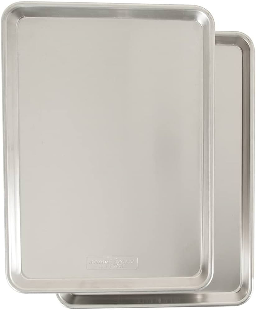 Nordic Ware Naturals Aluminum Commercial Half Sheet - USA Made Cookie Sheet Pan, 2-Pack | Amazon (US)