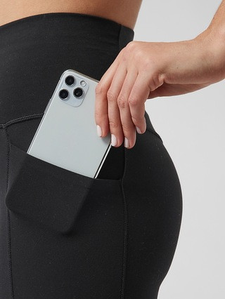 Salutation Stash Pocket II 7&#34 Short | Athleta