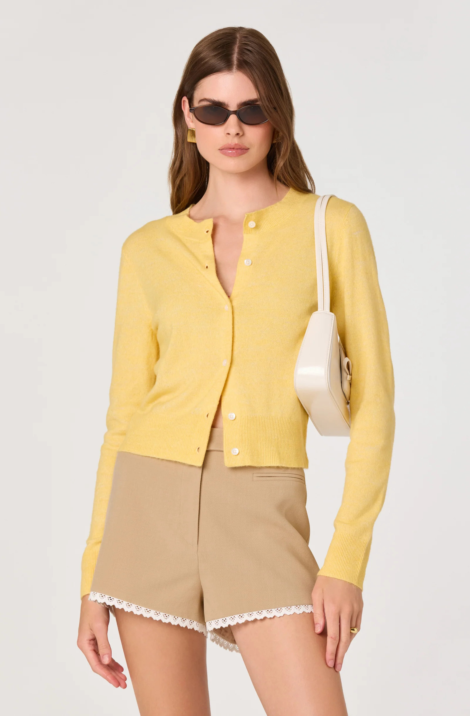 Mary Classic Button Front Cardigan - Off white / XS | ASTR The Label (US)