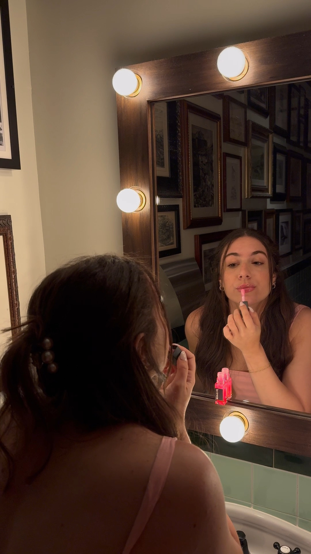 All you need is gloss! Make sure to shop heroes beauty for all your bach gift needs💕