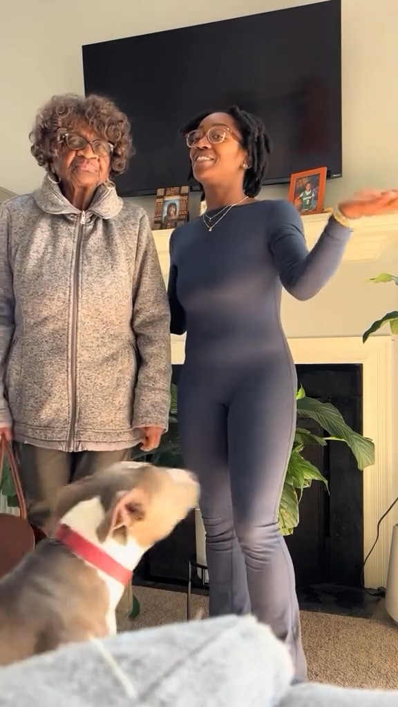 Spend the Week with me as a caregiver, entrepreneur, & homeschool mama - Vlog 001 🫶🏾
#dayinmylifevlog #caregiver #grwm

#LTKdayinmylife #LTKgrwm #LTKvlog